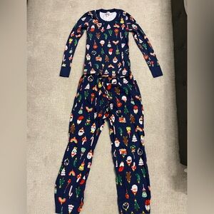 Matching family -Hanna Andersson Christmas Antique Ornaments women’s pajamas